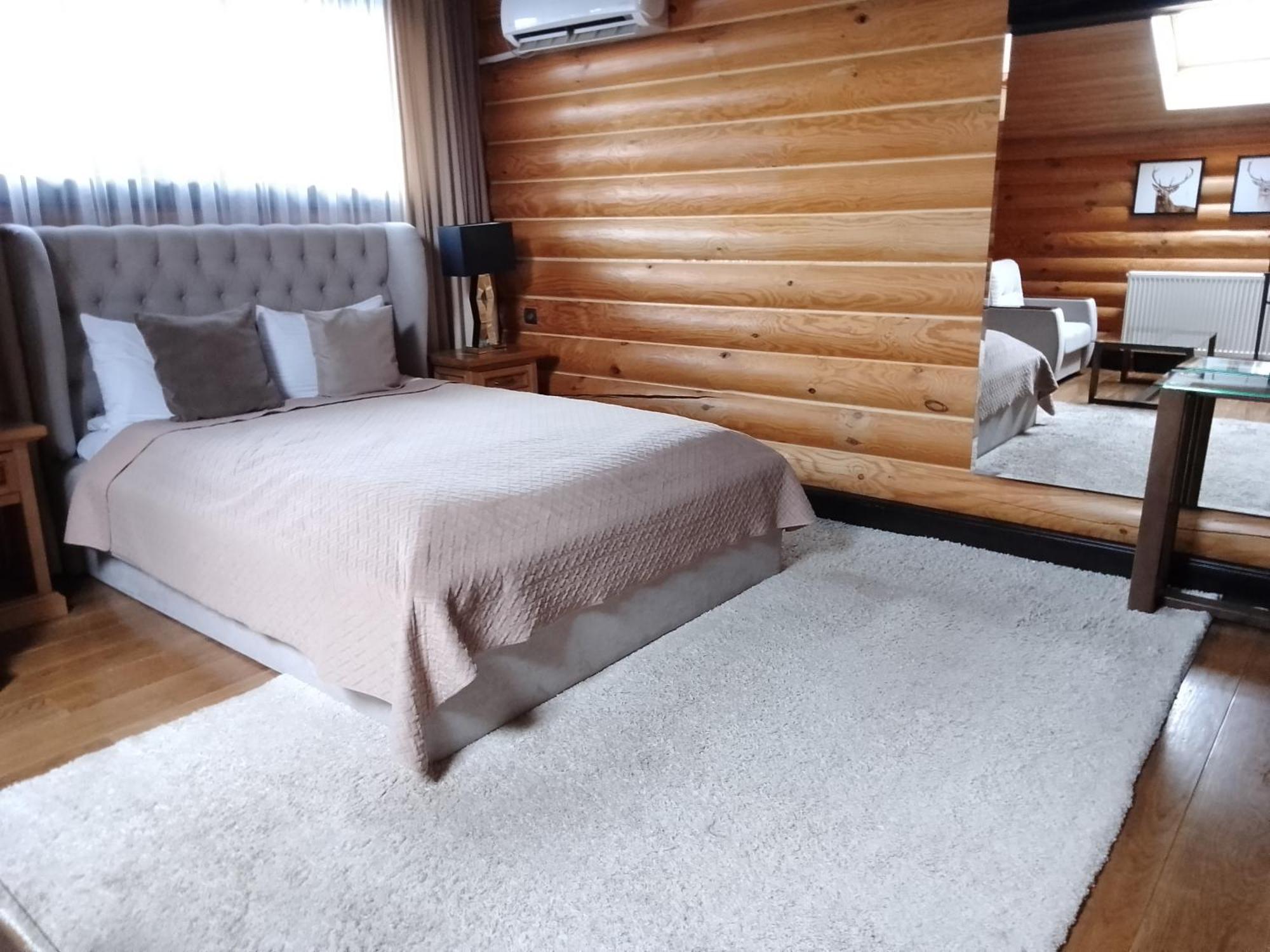 Hotel Golden Lion & Spa Tynnoye Bagian luar foto