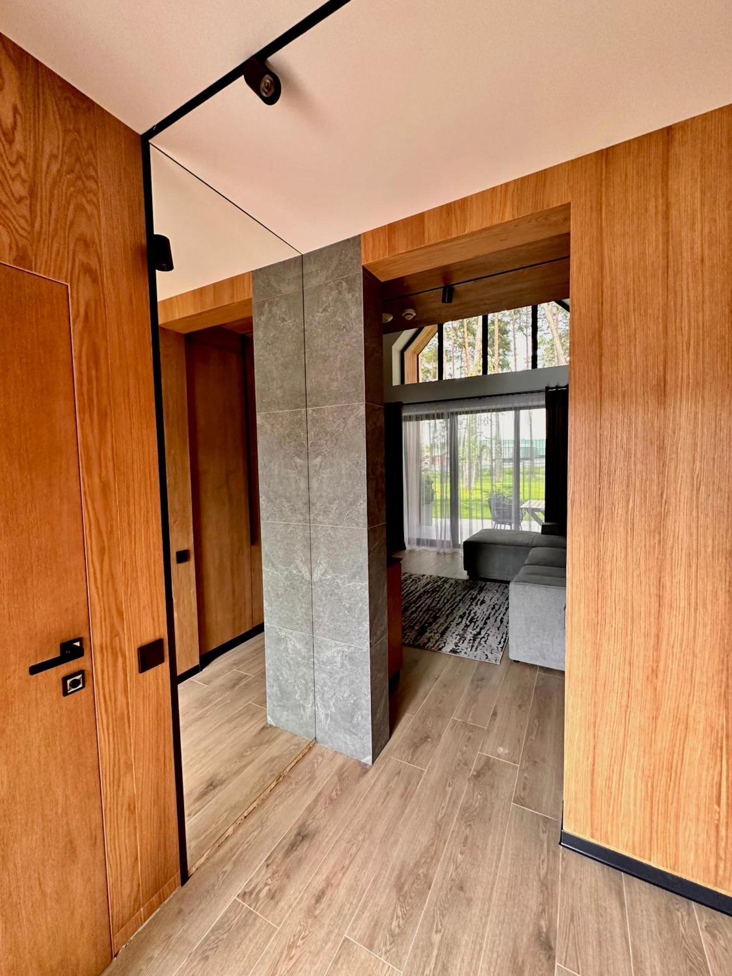Hotel Golden Lion & Spa Tynnoye Bagian luar foto