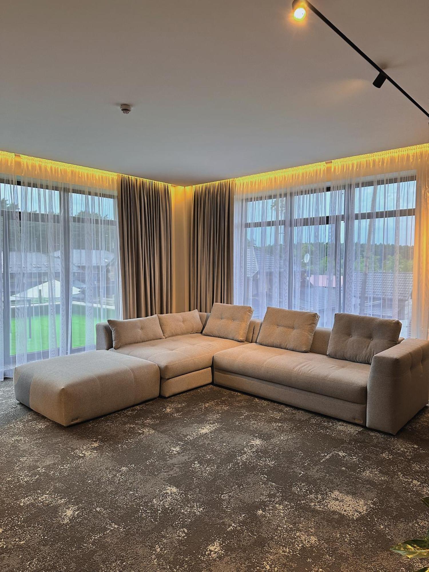 Hotel Golden Lion & Spa Tynnoye Bagian luar foto