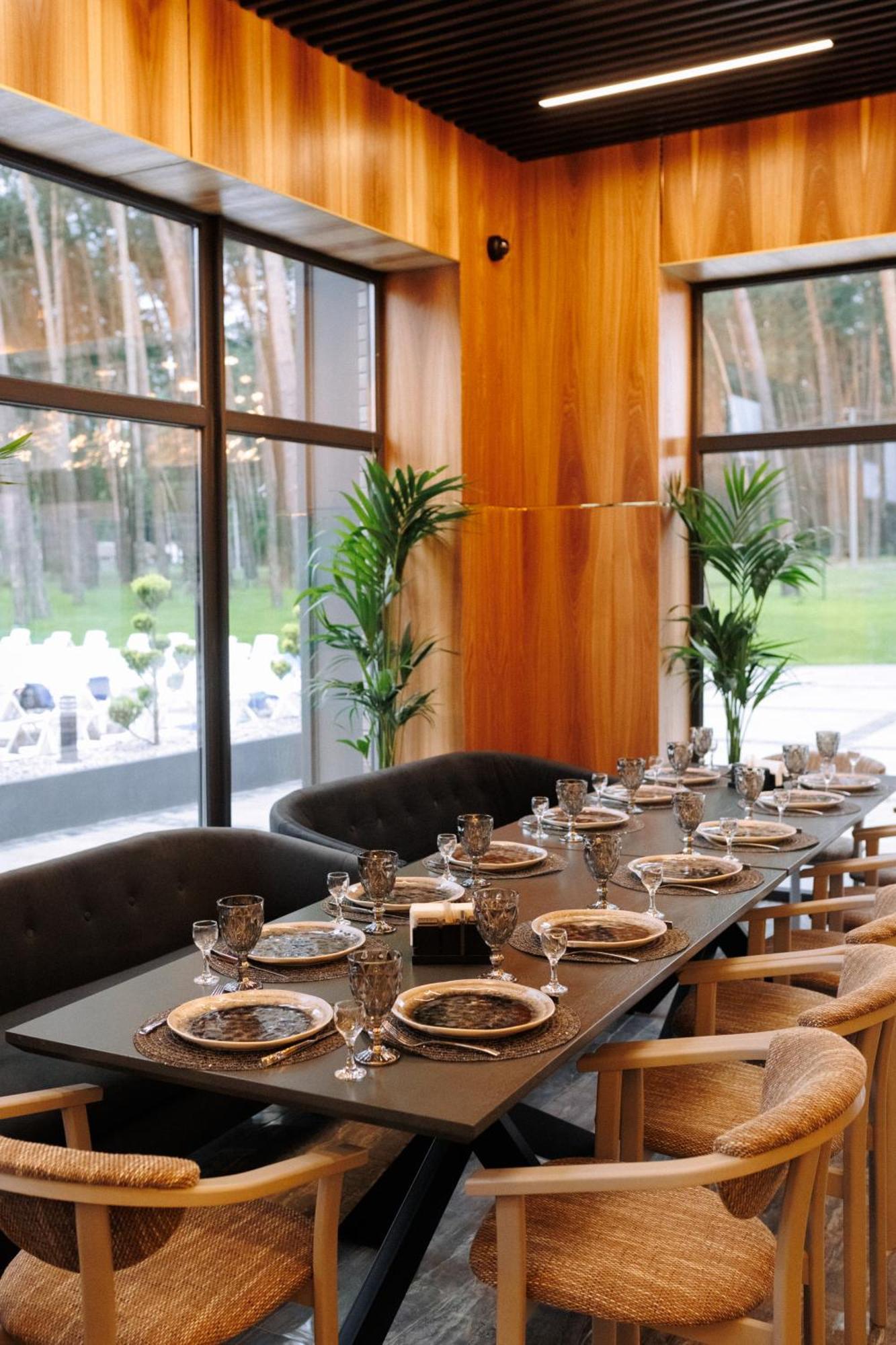 Hotel Golden Lion & Spa Tynnoye Bagian luar foto