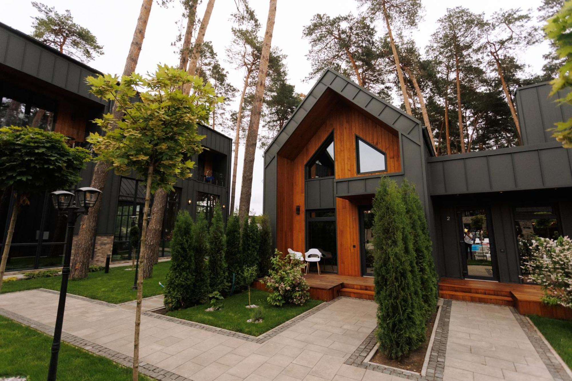 Hotel Golden Lion & Spa Tynnoye Bagian luar foto