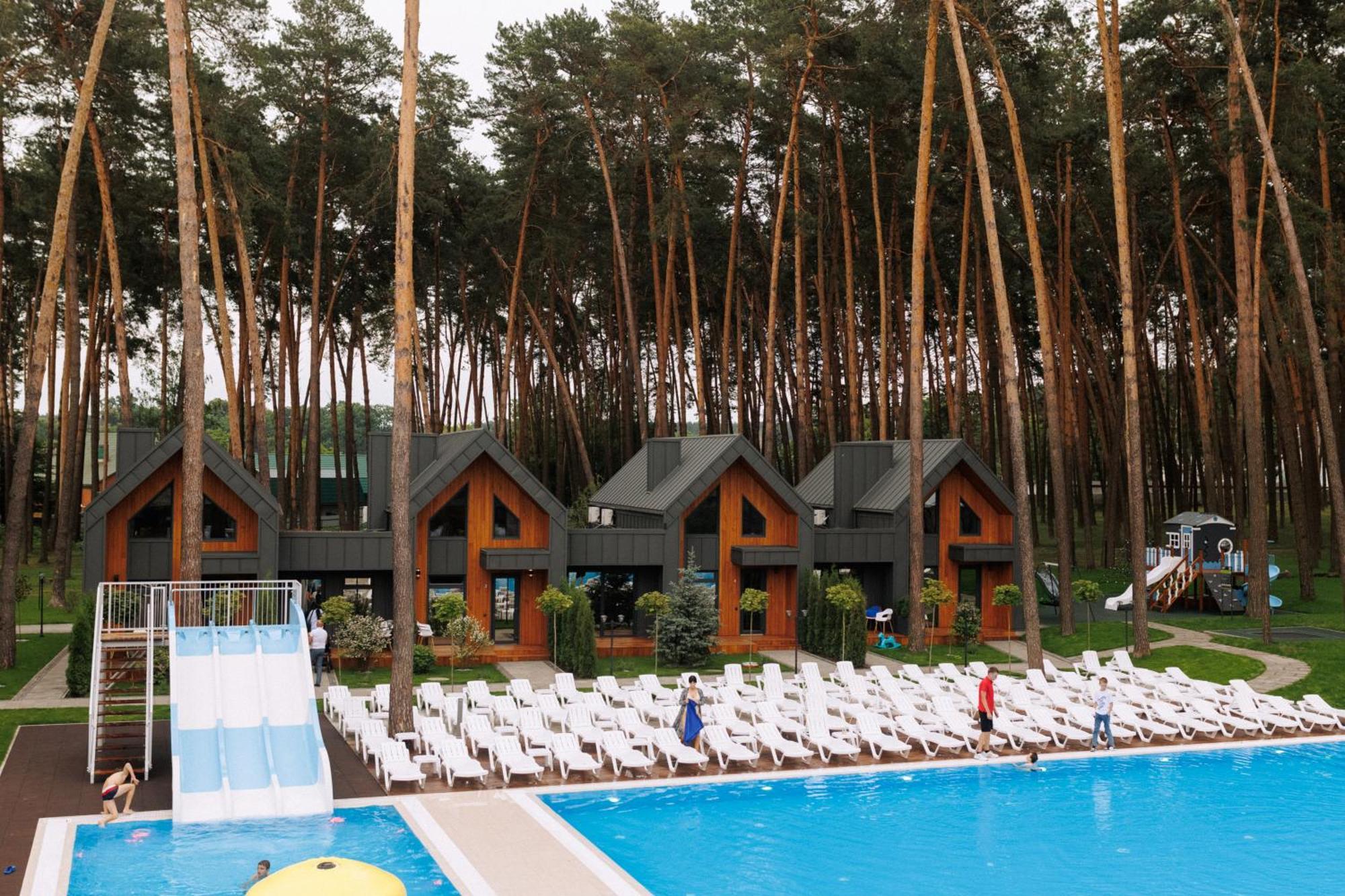Hotel Golden Lion & Spa Tynnoye Bagian luar foto