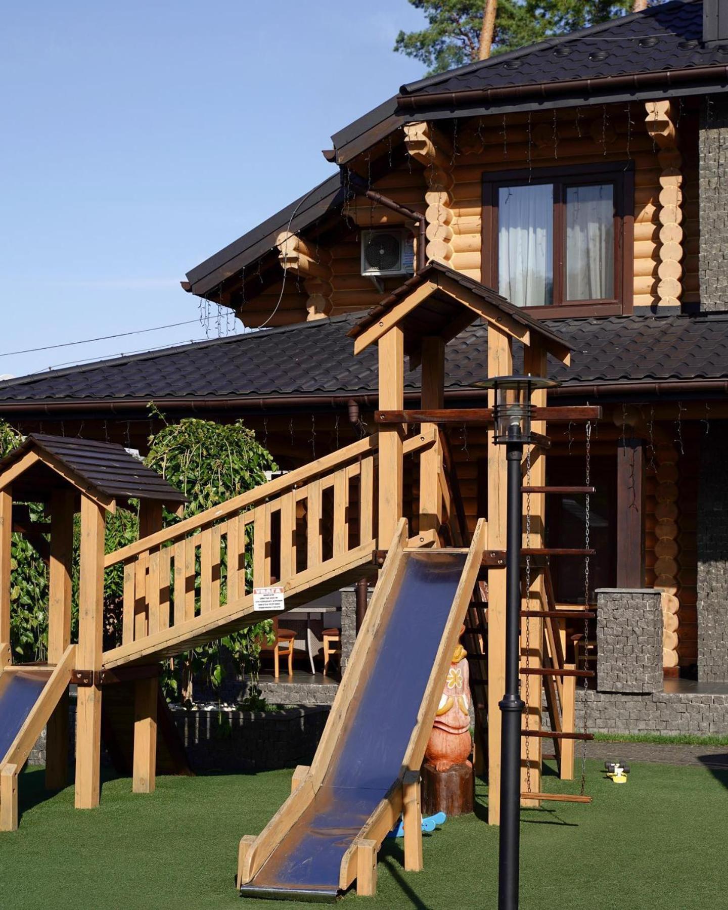 Hotel Golden Lion & Spa Tynnoye Bagian luar foto